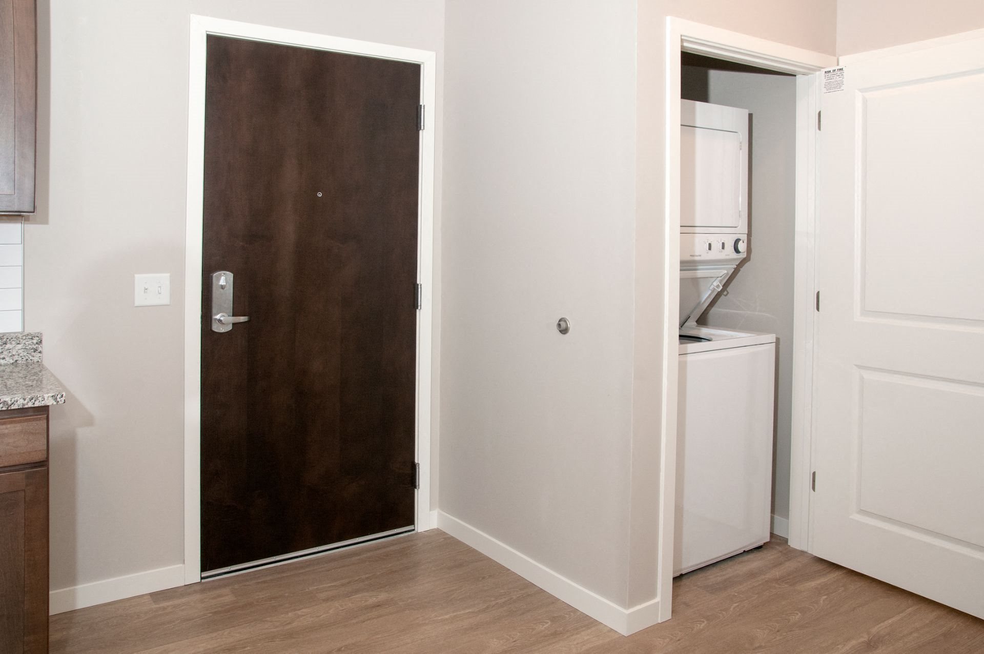 Interiors Luxury Studio, 1, 2 and 3 Bedroom Apartments with In-Home Washer/Dryer-Berkshire Central- 9436 Ulysses Street NE Blaine, MN. 55434